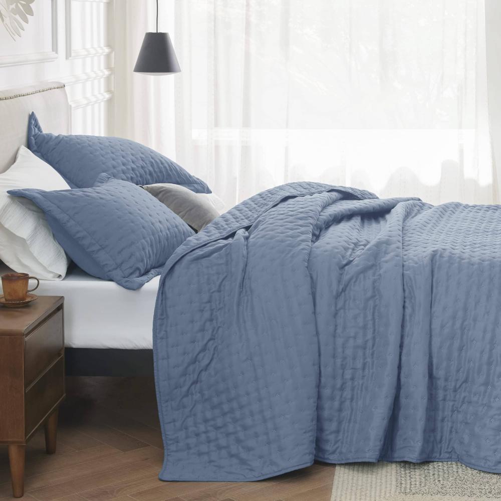 Charlotte Pink Quilt Set