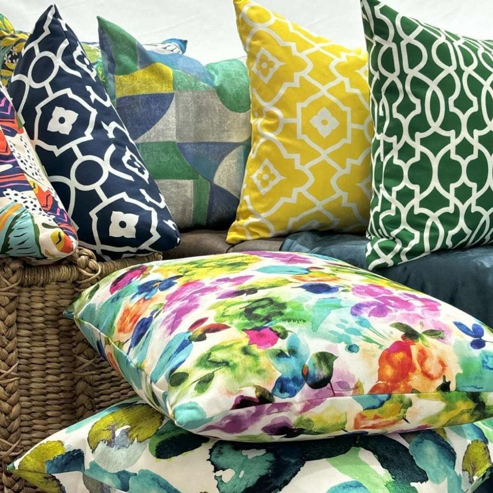 Feather Scatter Inner